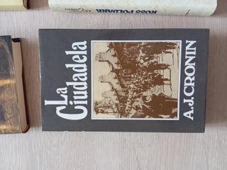 9 novelas  variadas por 15€