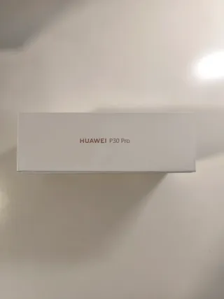 Caja Huawei P30 Pro sin usar