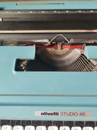 Máquina de escribir Olivetti Studio46  FUNCIONAL
