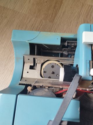 Máquina de escribir Olivetti Studio46  FUNCIONAL