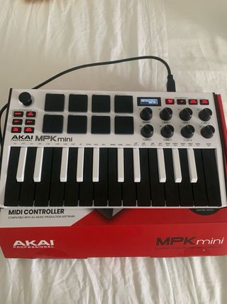Controlador MIDI Akai PKmini Edición Blanca