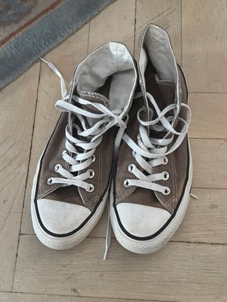 Converse grises altas