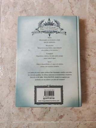 Escuela de frikis (Escuela de frikis 1) (Serie Infinita/ Infinite Series) (Spanish Edition)