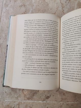 Escuela de frikis (Escuela de frikis 1) (Serie Infinita/ Infinite Series) (Spanish Edition)