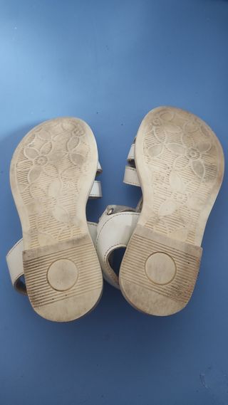 Sandalias Niña Primigi Blancas