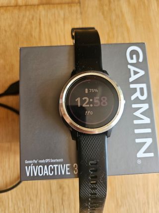 Garmin Vivoactive 3 Smartwatch Negro