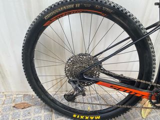 Scott Scale 925 talla M
menos 1500 kms 