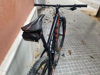Scott Scale 925 talla M
menos 1500 kms 