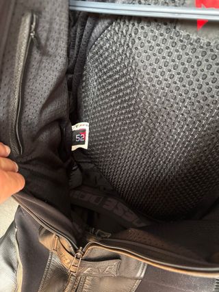 Mono Dainese Avro Talla 52