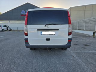 Mercedes-Benz Vito 2012