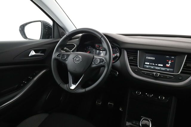 Opel Grandland X 1.2 Turbo Opel 2020