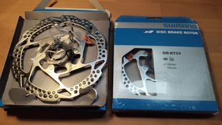 Discos Shimano SM-RT54 Center Lock + Pastillas