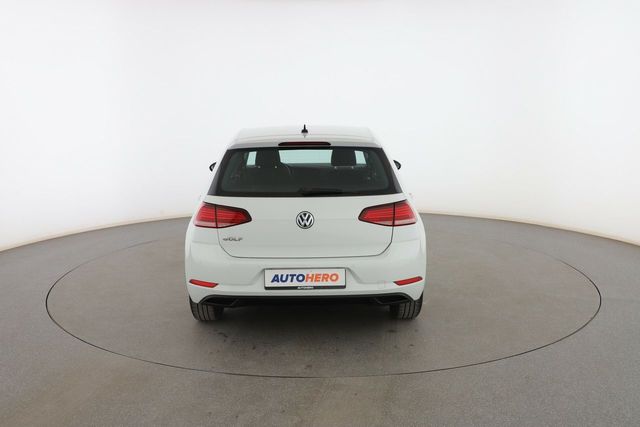 Volkswagen Golf 1.0 TSI Ready2Go