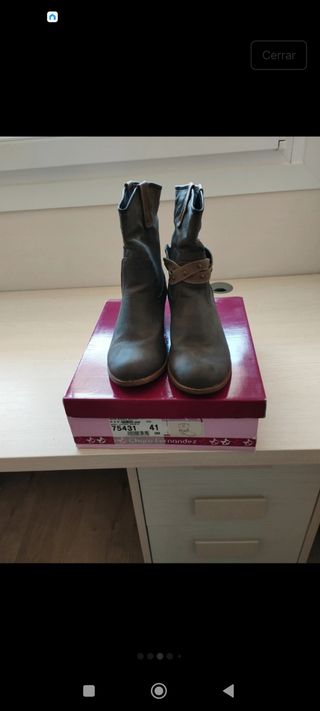 Botas Charo Fernández Piel Talla 41 Gris