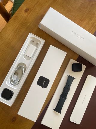 Apple Watch Series 5 40mm Aluminio Gris Espacial