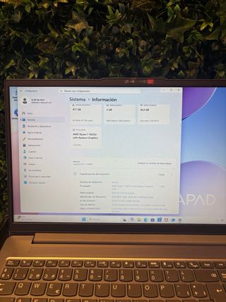 Portátil Lenovo IdeaPad Slim 3 Gris
