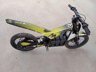 Mecatecno T12 Trial Eléctrica. 4-7 años