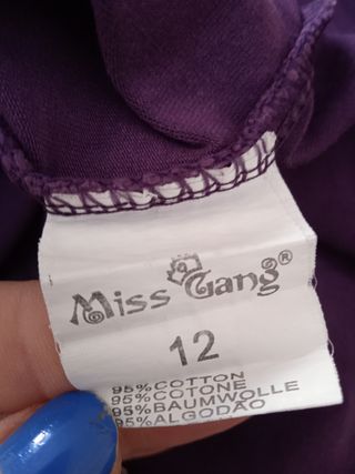 Camiseta Morada imagen Muñeca. T: 12 años