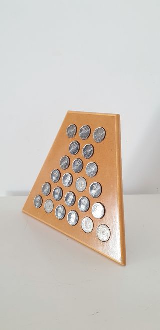 MONEDAS DE 25 PESETAS 1983