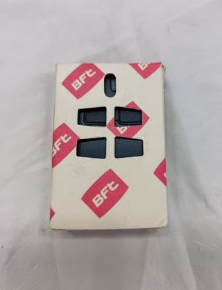 Mando Garaje BFT MITTO B RCB
NUEVO SIN ESTRENAR.