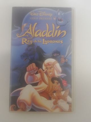 VHS Disney y Universal Clásicos.
Lote completo 5€.
