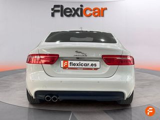 Jaguar XE 2.0 AJ200D Diesel Auto RWD XE Pure