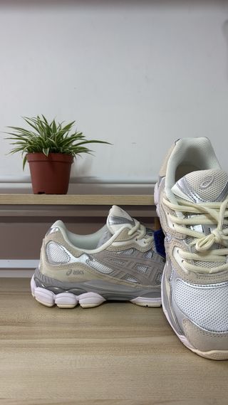 ASICS Gel-NYC Beige/Plata