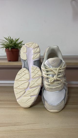 ASICS Gel-NYC Beige/Plata