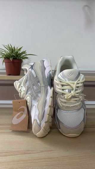 ASICS Gel-NYC Beige/Plata