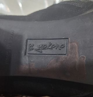 Zapatos mujer de tacón alto, negros charol y ante.