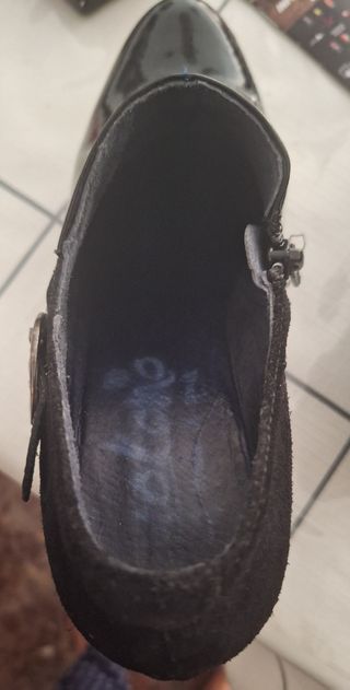 Zapatos mujer de tacón alto, negros charol y ante.
