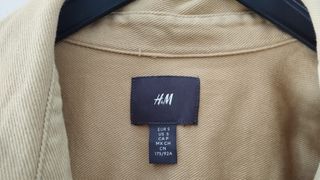 Sobrecamisa vaquera H&M color mostaza clarito. 