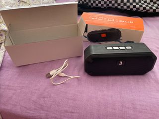 Altavoz Bluetooth Resistente al Agua