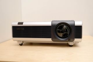 Proyector DLP BenQ PB8240