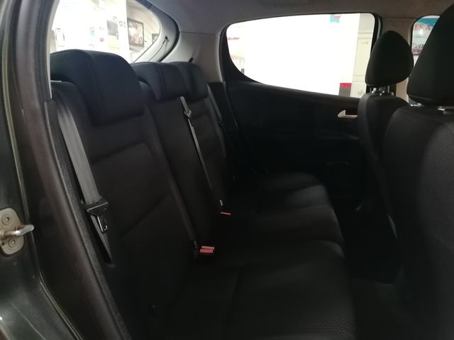 Peugeot 207 Business Line 1.4 75