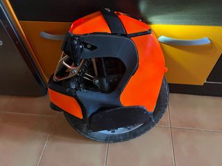 Monociclo Eléctrico Kingsong S18 Naranja