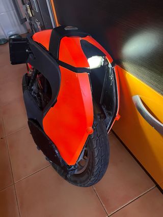 Monociclo Eléctrico Kingsong S18 Naranja