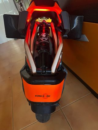 Monociclo Eléctrico Kingsong S18 Naranja