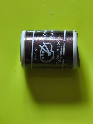 Hilo de seda para montaje de moscas