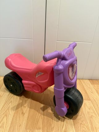Moto infantil Feber rosa y morada