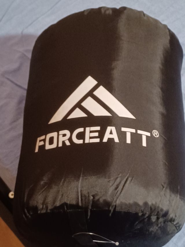 Sacco a pelo con fodera a quadri blu.PARI AL NUOVO