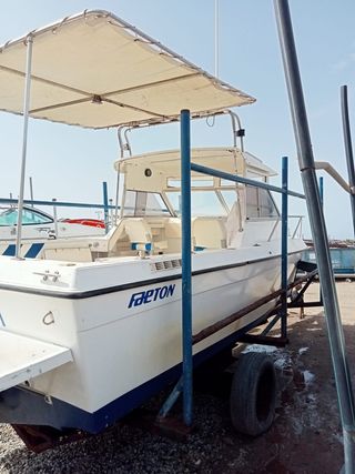 Barco Faeton Moraga 700 con remolque