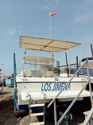 Barco Faeton Moraga 700 con remolque