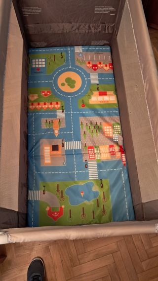 Cuna de viaje Jane + colchón Bebest