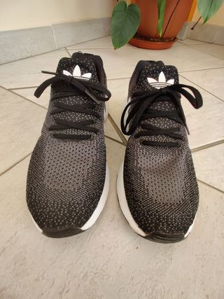 Scarpe uomo Adidas nere