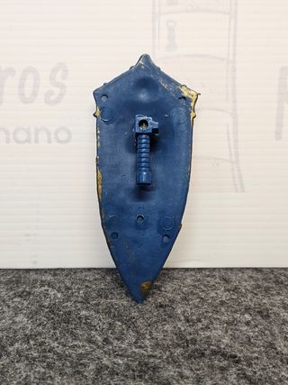 Escudo leon soldado guerrero Chap Mei