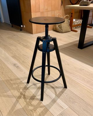 Taburete Dalfred Ikea Negro + Cojín Ikea