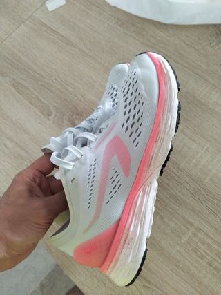 Zapatillas Kalenji Kiprun  KS Light- Blancas y Ros