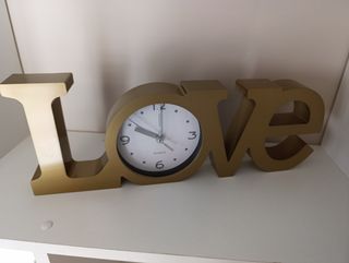 Reloj LOVE Dorado