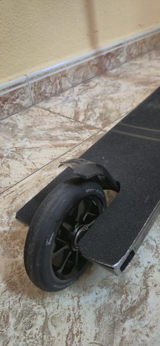 Patinete / Scooter Ethic Negro